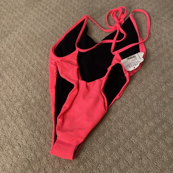 NWT JOLYN STEVE SIZE M - Picture 2 of 3